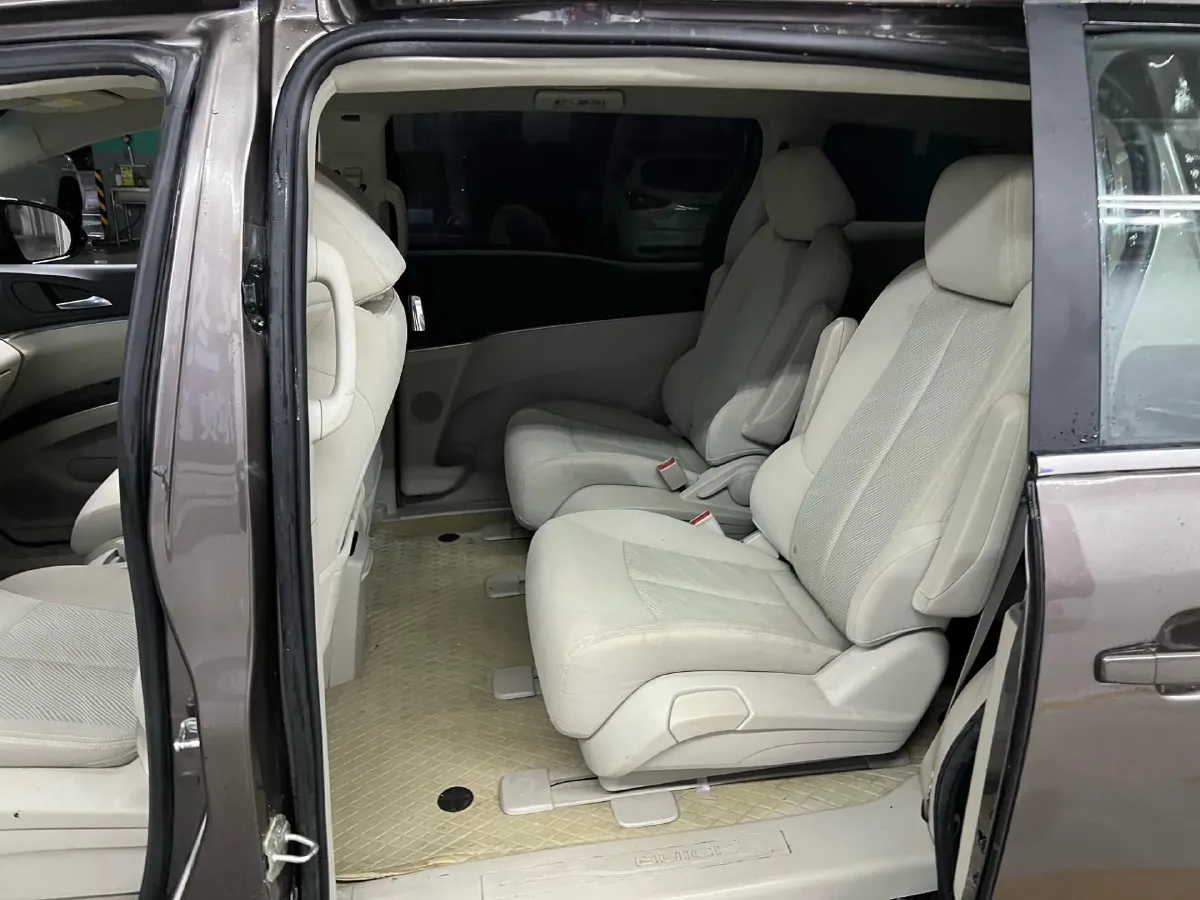 2023 Buick GL8 2.0T 237HP L4 9AT,autocango,china used car exporter,china ev exporter,chinese used car exporter,chinese used ev exporter