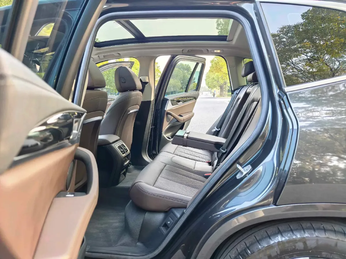 2022 BMW iX3 BEV 80KWH,autocango,china used car exporter,china ev exporter,chinese used car exporter,chinese used ev exporter