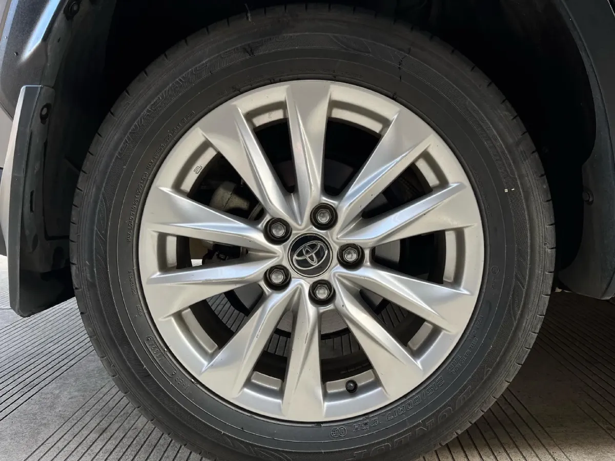 2023 Toyota Corolla Cross 2.0L 171HP L4 CVT,autocango,china used car exporter,china ev exporter,chinese used car exporter,chinese used ev exporter