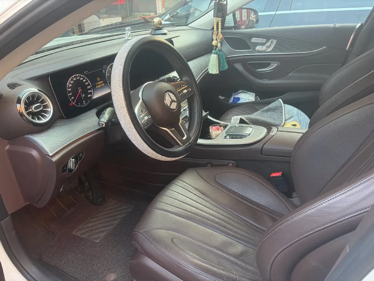 2018 Mercedes-Benz E Class 2.0T 184HP L4 9AT,autocango,china used car exporter,china ev exporter,chinese used car exporter,chinese used ev exporter