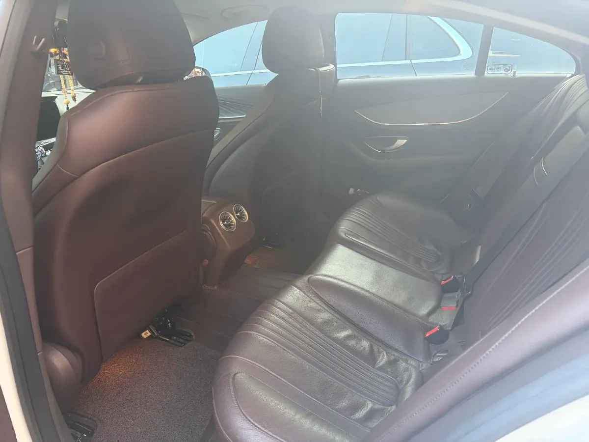 2018 Mercedes-Benz E Class 2.0T 184HP L4 9AT,autocango,china used car exporter,china ev exporter,chinese used car exporter,chinese used ev exporter