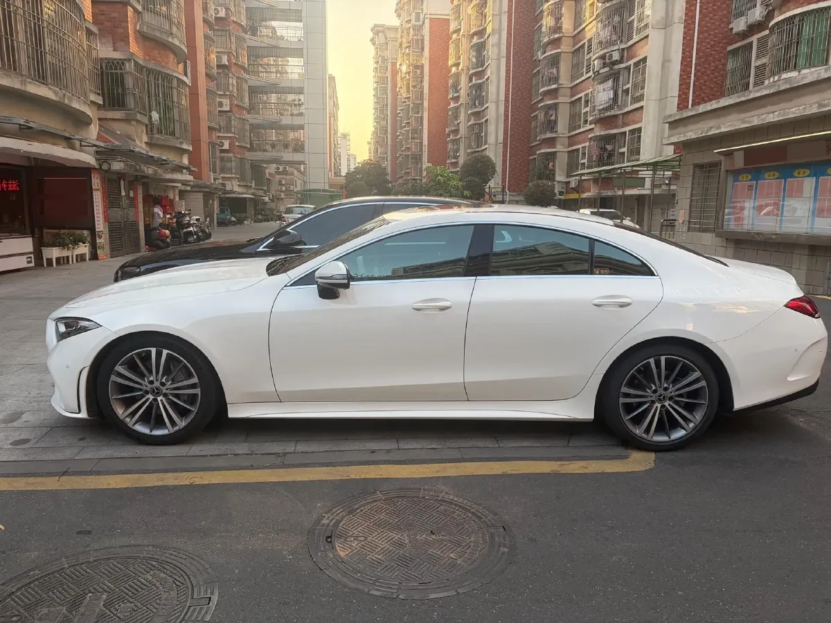 2018 Mercedes-Benz E Class 2.0T 184HP L4 9AT,autocango,china used car exporter,china ev exporter,chinese used car exporter,chinese used ev exporter
