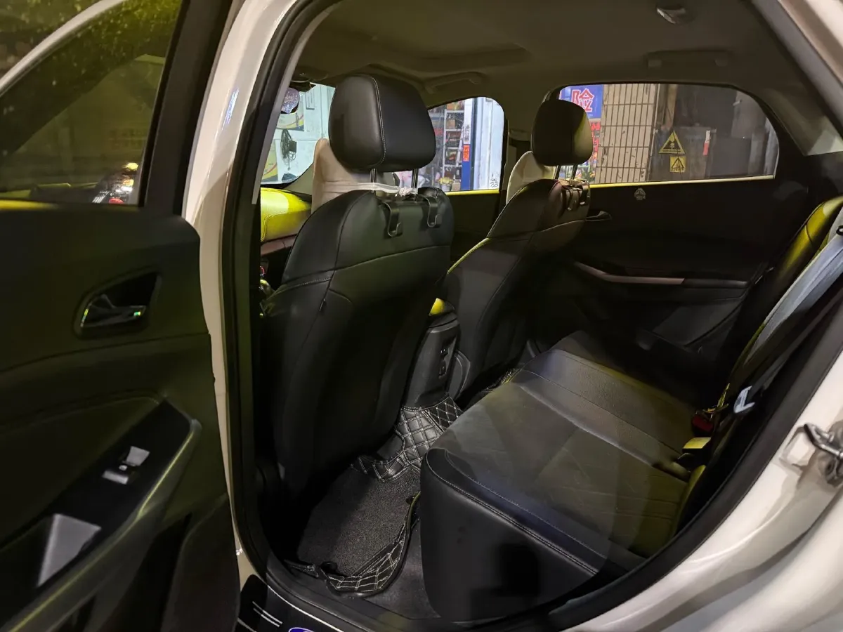 2019 Ford Escort 1.5L 122HP L3 6AT,autocango,china used car exporter,china ev exporter,chinese used car exporter,chinese used ev exporter