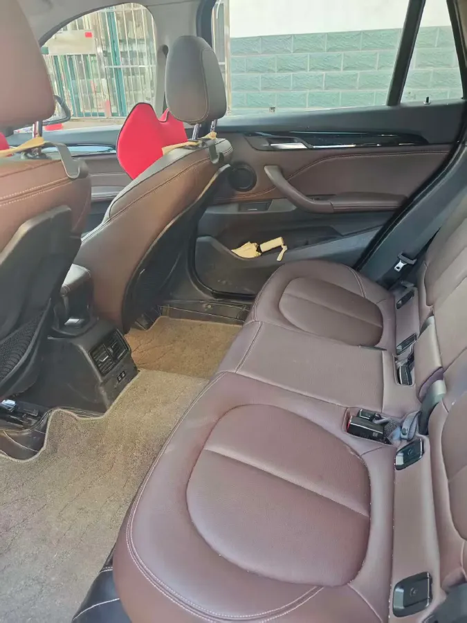 2020 BMW X1 2.0T 192HP L4 7DCT,autocango,china used car exporter,china ev exporter,chinese used car exporter,chinese used ev exporter