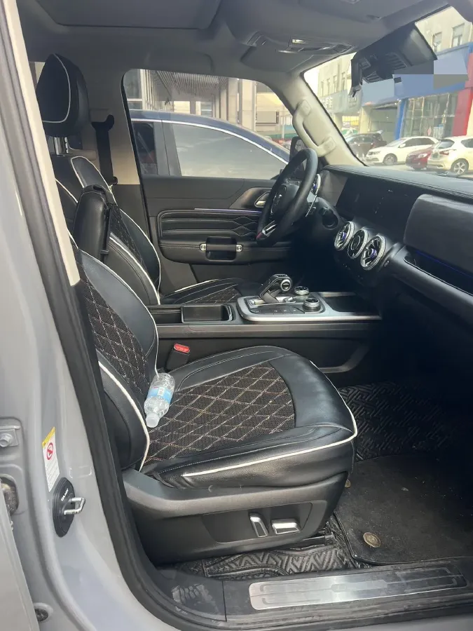 2023 Tank 300 2.0T 227HP L4 8AT,autocango,china used car exporter,china ev exporter,chinese used car exporter,chinese used ev exporter