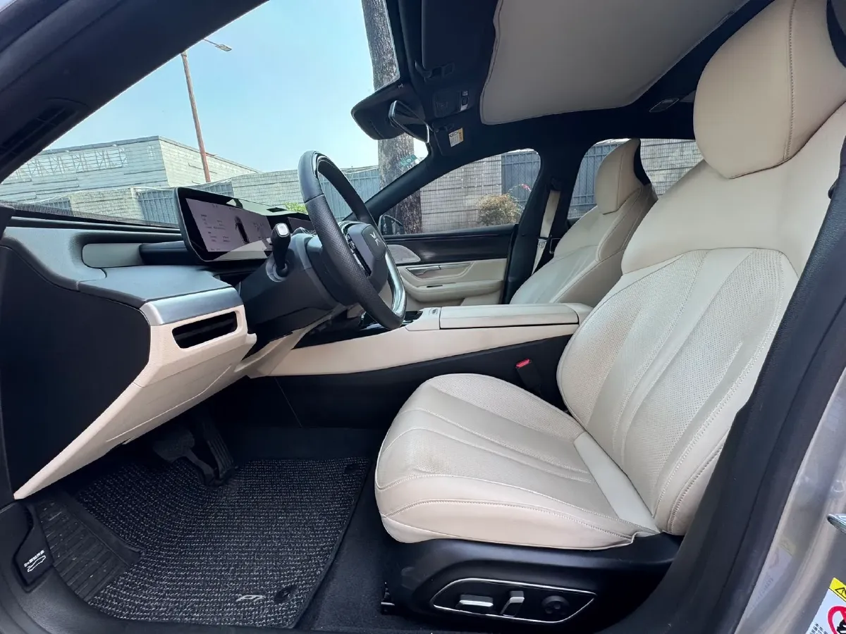 2020 Xpeng P7 BEV 70.8KWH,autocango,china used car exporter,china ev exporter,chinese used car exporter,chinese used ev exporter