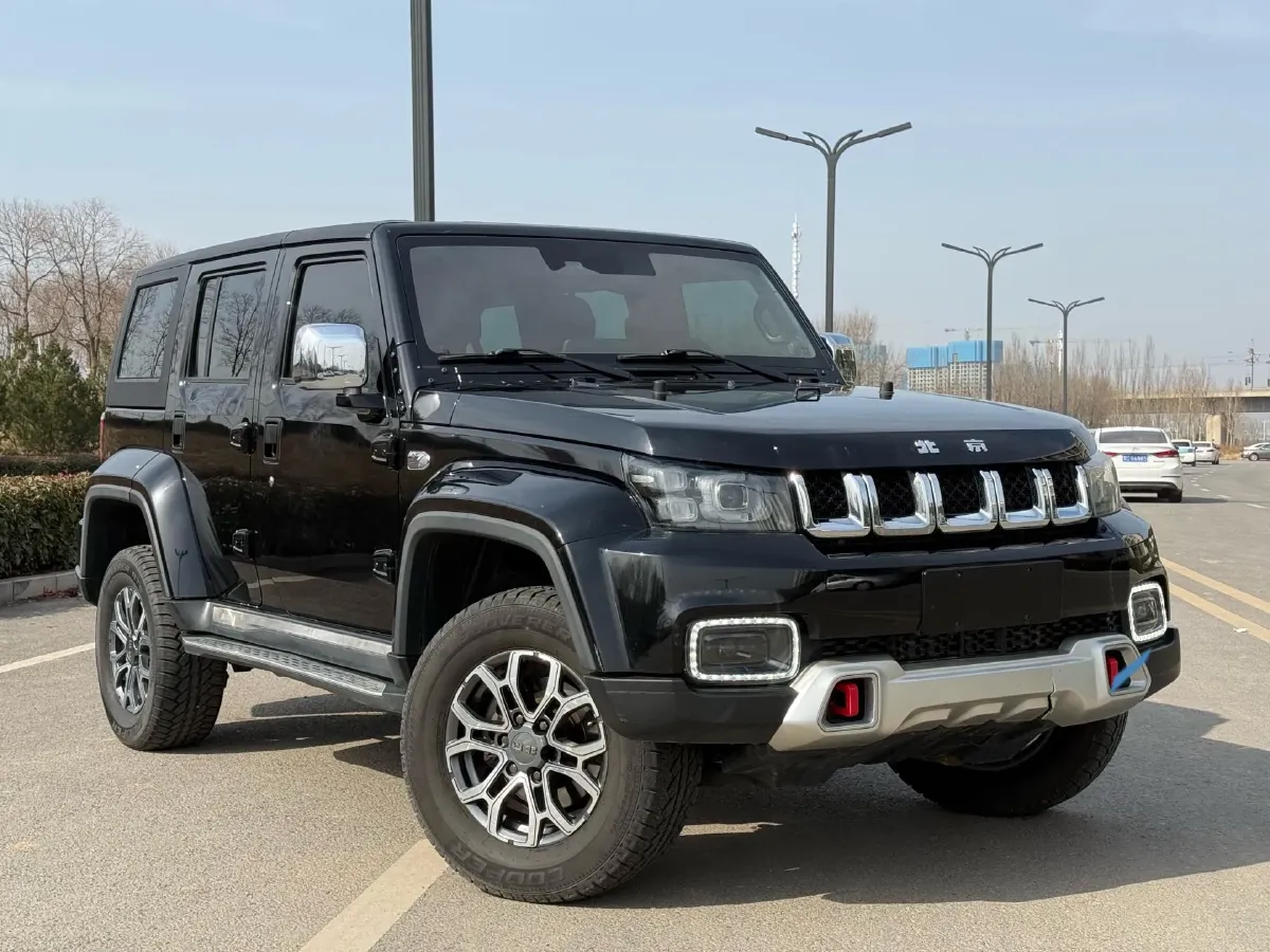 2023 Beijing BJ40 2.0T 224HP L4 8AT,autocango,china used car exporter,china ev exporter,chinese used car exporter,chinese used ev exporter