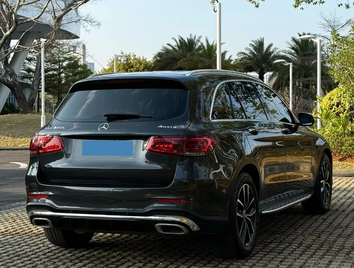 2021 Mercedes-Benz GLC Class 2.0T 258HP L4 9AT,autocango,china used car exporter,china ev exporter,chinese used car exporter,chinese used ev exporter