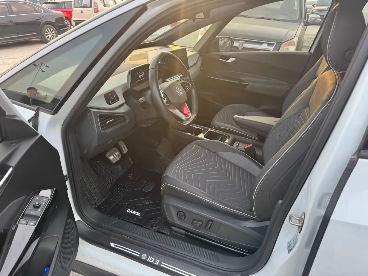 2023 Volkswagen ID.3 BEV 52.8KWH,autocango,china used car exporter,china ev exporter,chinese used car exporter,chinese used ev exporter