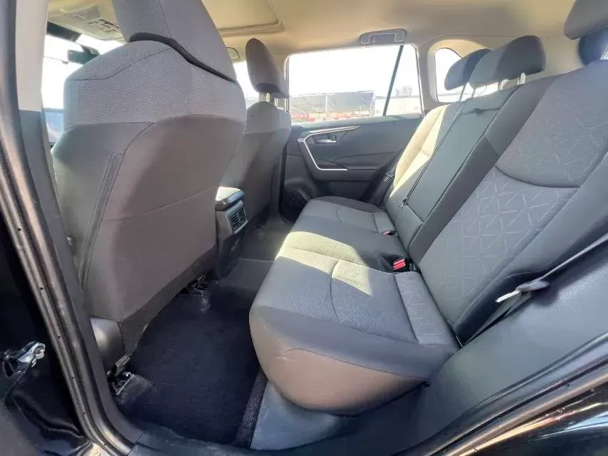 2022 Toyota RAV4 2.0L 171HP L4 CVT,autocango,china used car exporter,china ev exporter,chinese used car exporter,chinese used ev exporter