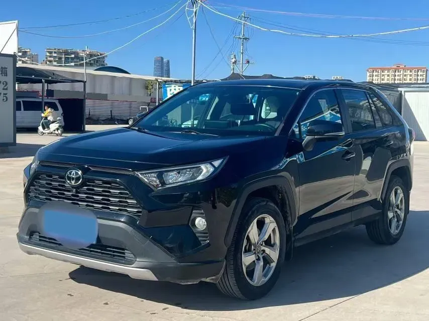 2022 Toyota RAV4 2.0L 171HP L4 CVT,autocango,china used car exporter,china ev exporter,chinese used car exporter,chinese used ev exporter