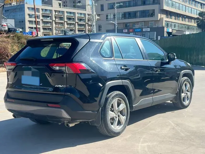2022 Toyota RAV4 2.0L 171HP L4 CVT,autocango,china used car exporter,china ev exporter,chinese used car exporter,chinese used ev exporter