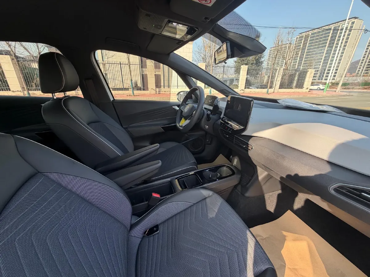 2023 Volkswagen ID.3 BEV 52.8KWH,autocango,china used car exporter,china ev exporter,chinese used car exporter,chinese used ev exporter