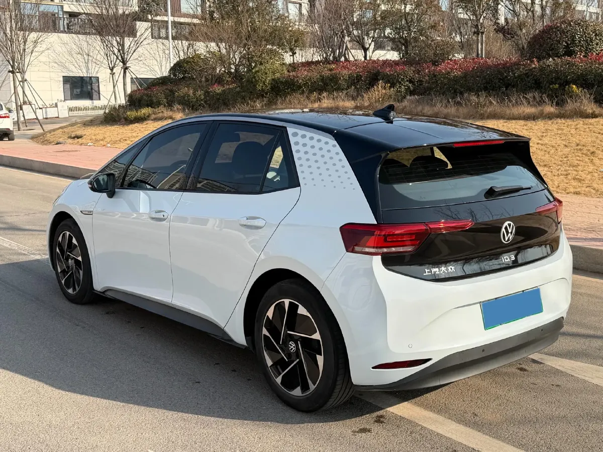 2023 Volkswagen ID.3 BEV 52.8KWH,autocango,china used car exporter,china ev exporter,chinese used car exporter,chinese used ev exporter