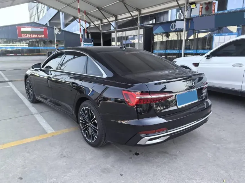 2024 Audi A6L 2.0T 245HP L4 7DCT,autocango,china used car exporter,china ev exporter,chinese used car exporter,chinese used ev exporter