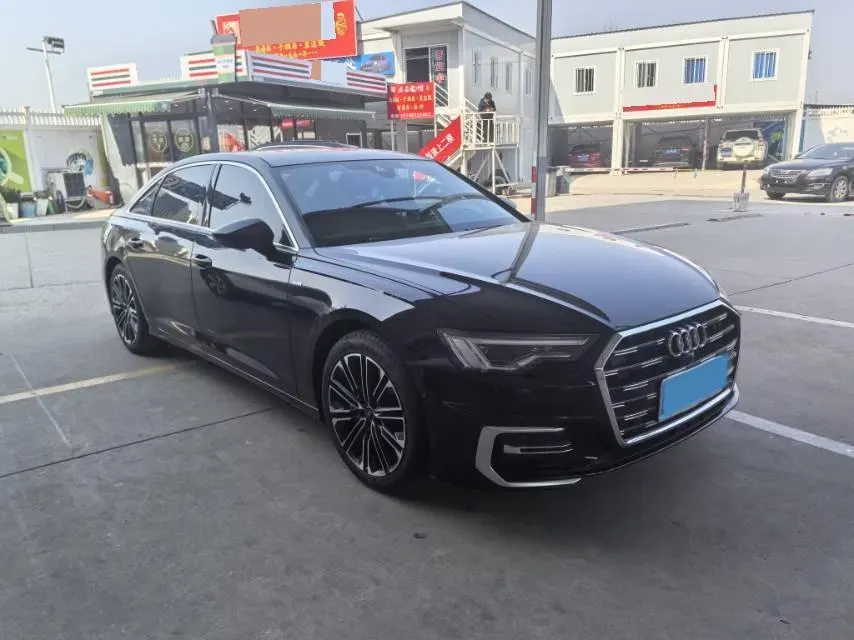 2024 Audi A6L 2.0T 245HP L4 7DCT,autocango,china used car exporter,china ev exporter,chinese used car exporter,chinese used ev exporter