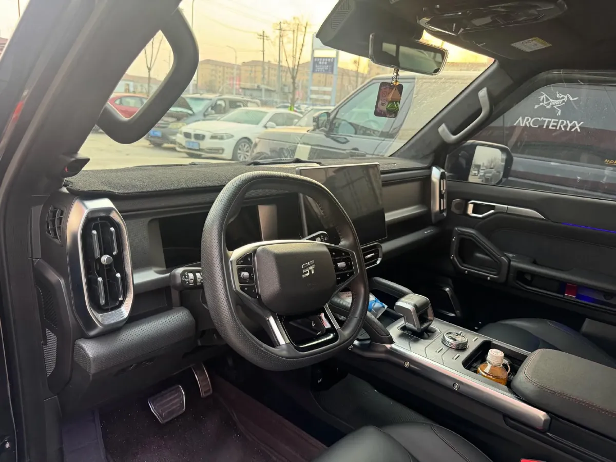 2023 Jetour Traveller 2.0T 254HP L4 7DCT,autocango,china used car exporter,china ev exporter,chinese used car exporter,chinese used ev exporter