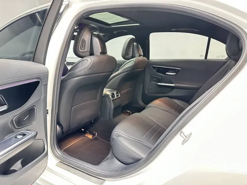 2024 Mercedes-Benz C Class 1.5T 170HP L4 9AT,autocango,china used car exporter,china ev exporter,chinese used car exporter,chinese used ev exporter