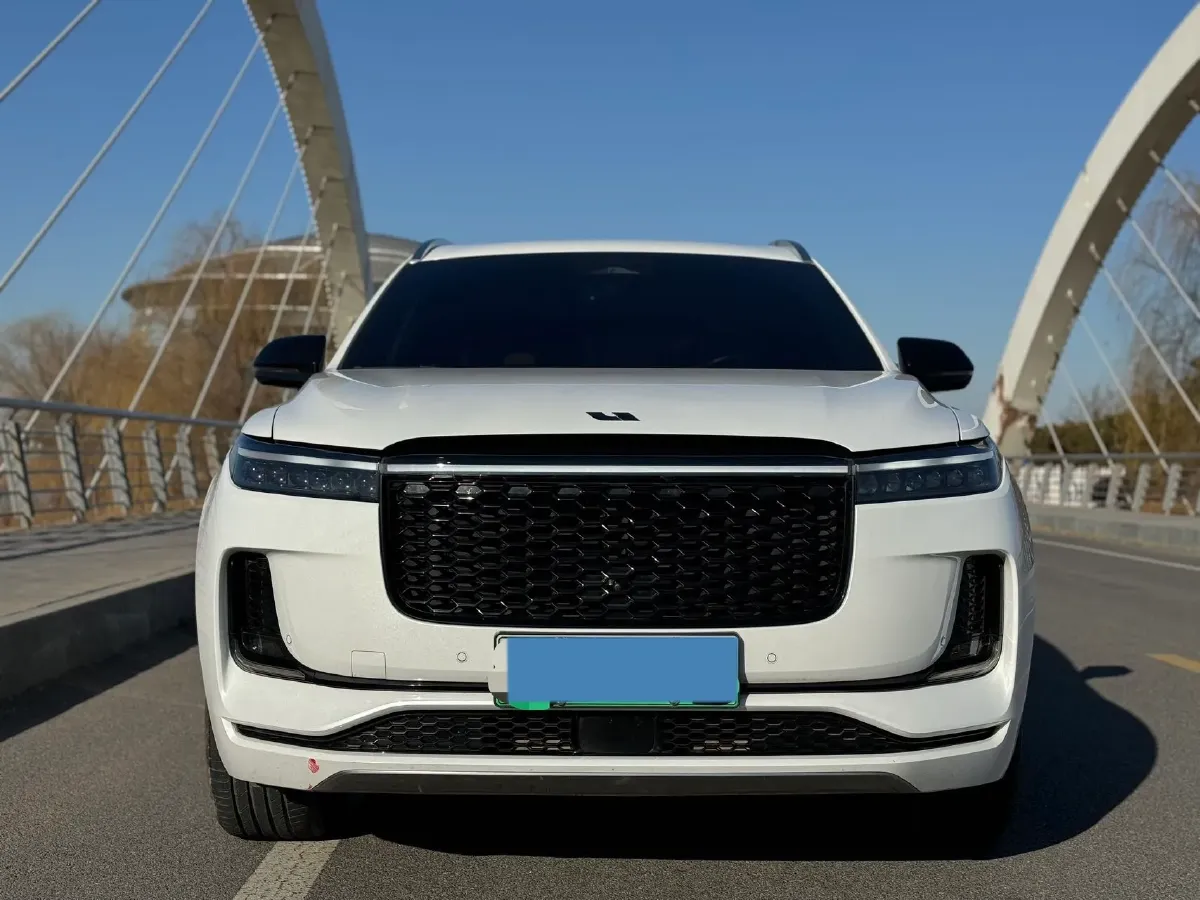 2021 Li ONE Range Extended 131HP REEV 40.5KWH,autocango,china used car exporter,china ev exporter,chinese used car exporter,chinese used ev exporter