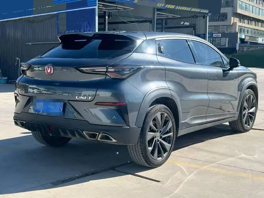 2020 ChangAn UNI-T 1.5T 180HP L4 7DCT,autocango,china used car exporter,china ev exporter,chinese used car exporter,chinese used ev exporter