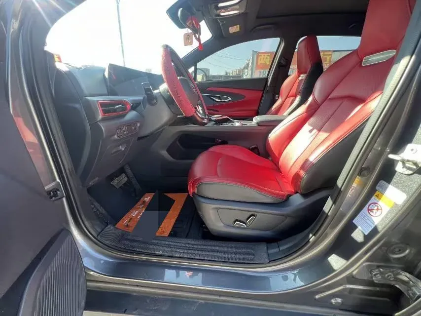 2020 ChangAn UNI-T 1.5T 180HP L4 7DCT,autocango,china used car exporter,china ev exporter,chinese used car exporter,chinese used ev exporter