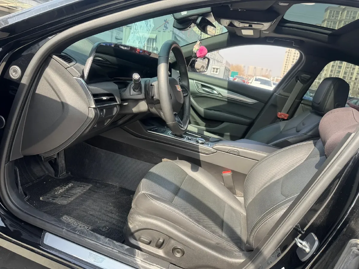 2024 Cadillac CT5 2.0T 237HP L4 10AT,autocango,china used car exporter,china ev exporter,chinese used car exporter,chinese used ev exporter