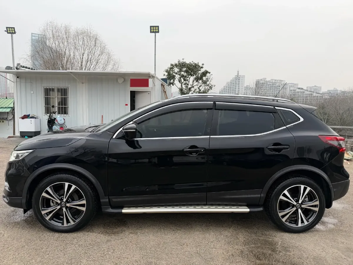 2021 Nissan Qashqai 2.0L 151HP L4 CVT,autocango,china used car exporter,china ev exporter,chinese used car exporter,chinese used ev exporter