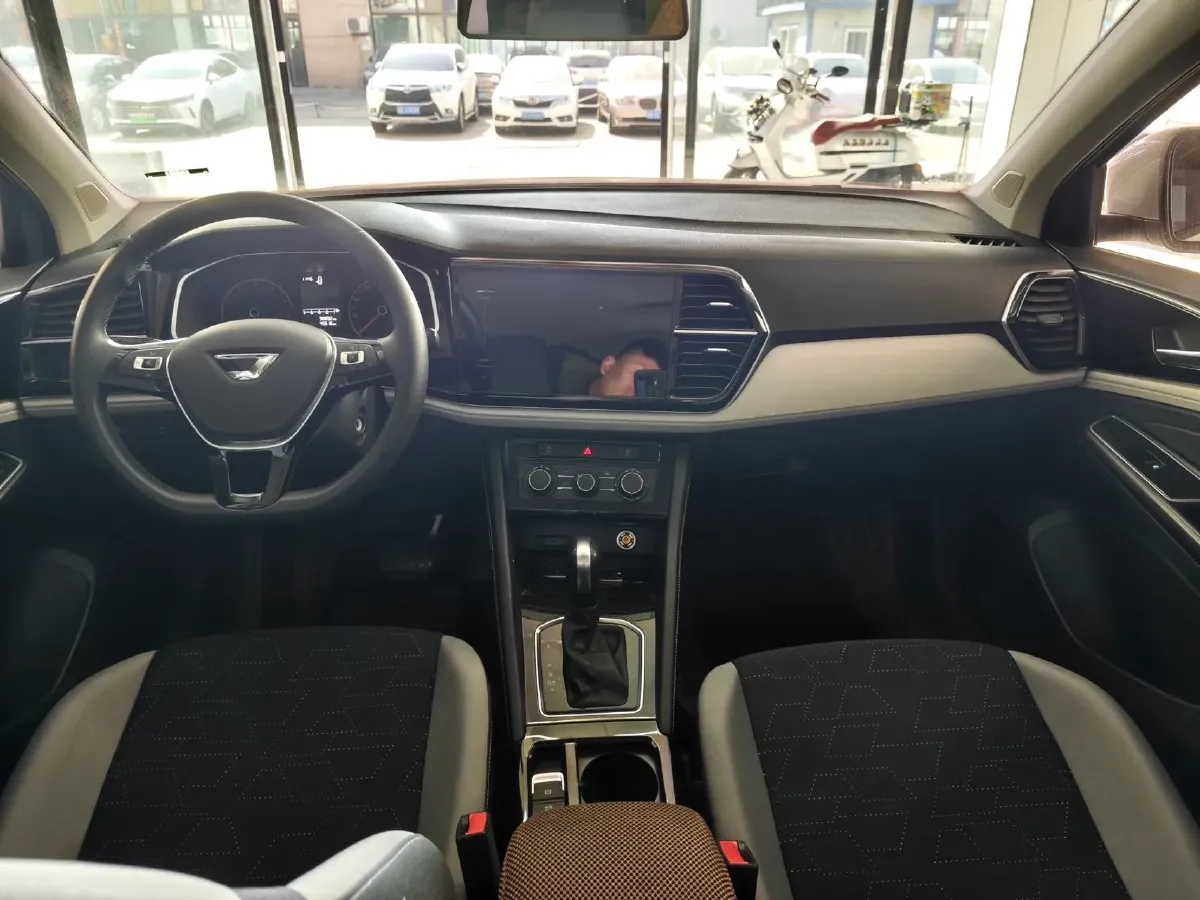 2023 Jetta VS5 1.4T 150HP L4 6AT,autocango,china used car exporter,china ev exporter,chinese used car exporter,chinese used ev exporter