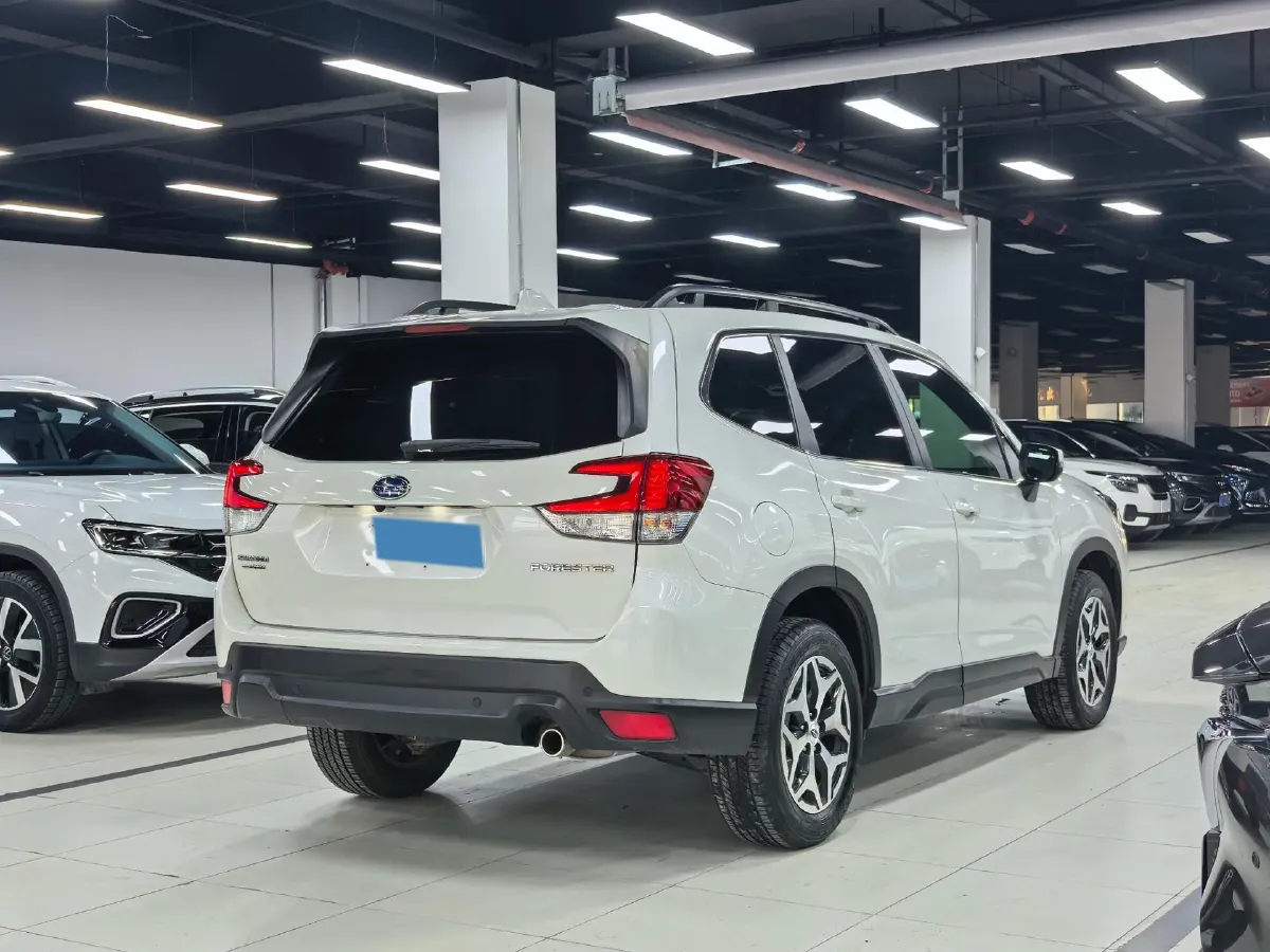 2022 Subaru Forester 2.0L 154HP H4 CVT,autocango,china used car exporter,china ev exporter,chinese used car exporter,chinese used ev exporter