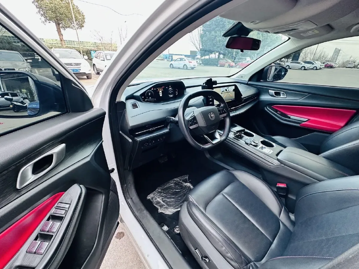 2022 ChangAn CS55 Plus 1.5T 180HP L4 7DCT,autocango,china used car exporter,china ev exporter,chinese used car exporter,chinese used ev exporter