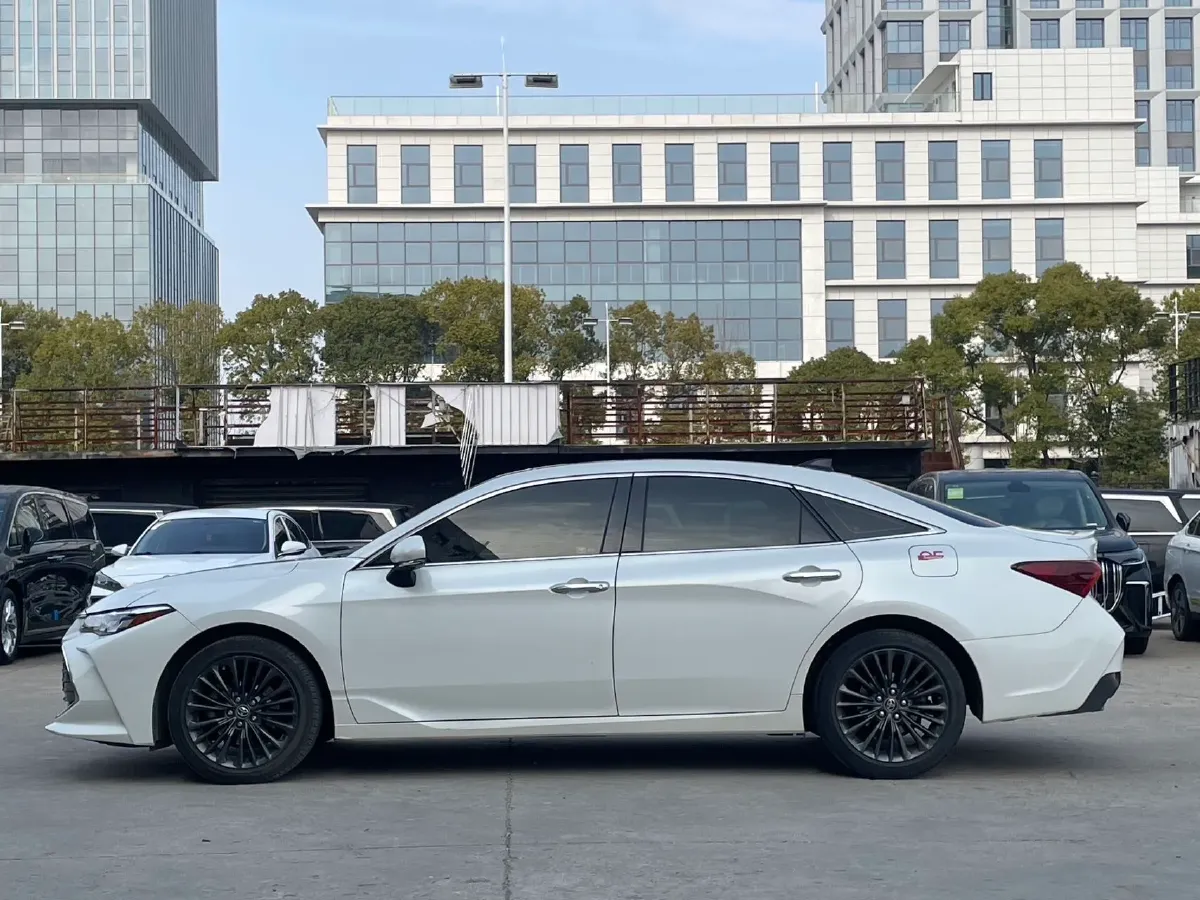 2019 Toyota Avalon 2.5L 209HP L4 8AT,autocango,china used car exporter,china ev exporter,chinese used car exporter,chinese used ev exporter
