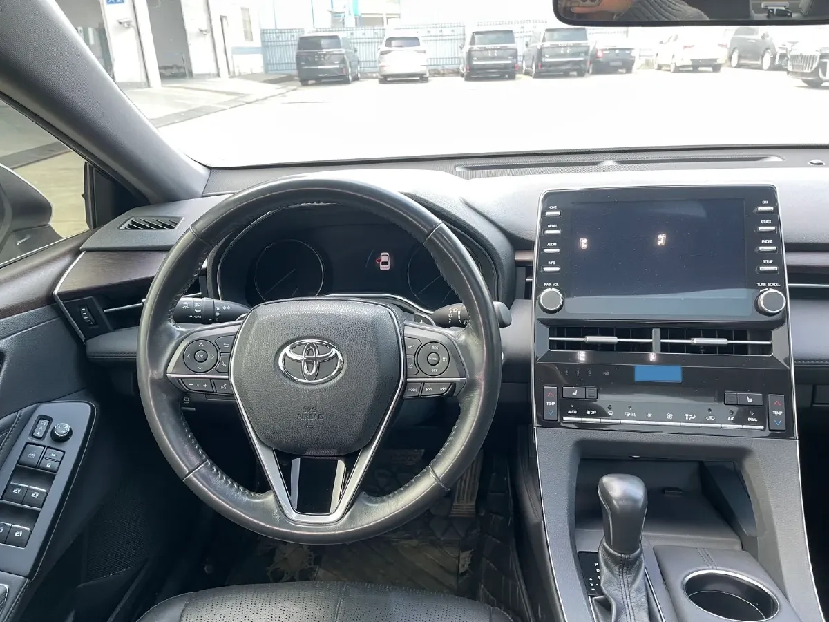 2019 Toyota Avalon 2.5L 209HP L4 8AT,autocango,china used car exporter,china ev exporter,chinese used car exporter,chinese used ev exporter