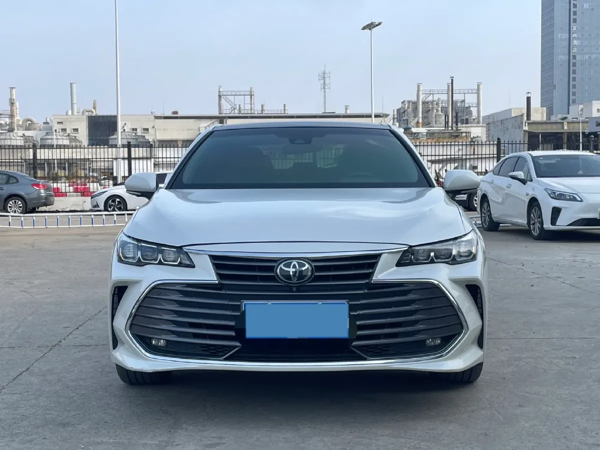 2019 Toyota Avalon 2.5L 209HP L4 8AT,autocango,china used car exporter,china ev exporter,chinese used car exporter,chinese used ev exporter