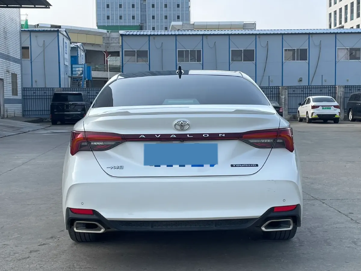 2019 Toyota Avalon 2.5L 209HP L4 8AT,autocango,china used car exporter,china ev exporter,chinese used car exporter,chinese used ev exporter