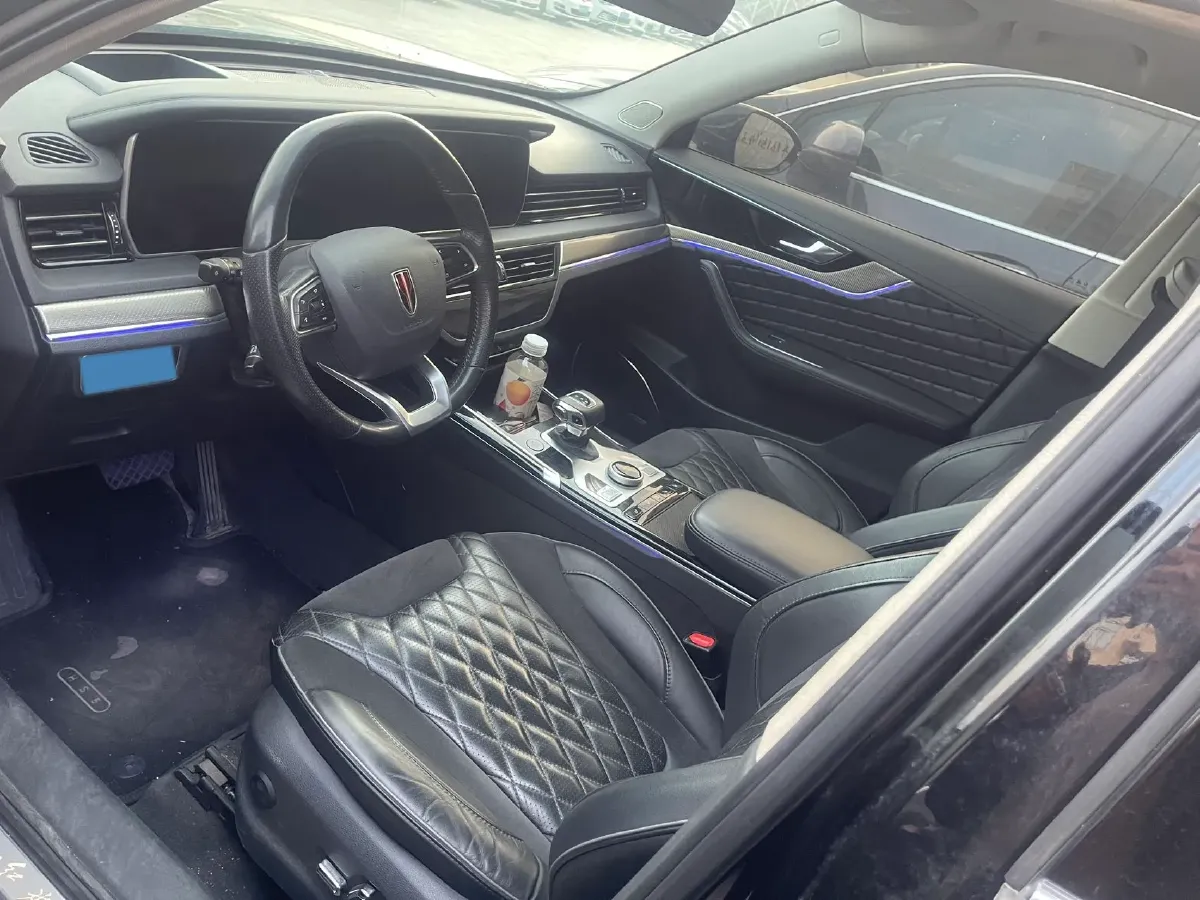 2022 HongQi HS5 2.0T 224HP L4 6AT,autocango,china used car exporter,china ev exporter,chinese used car exporter,chinese used ev exporter