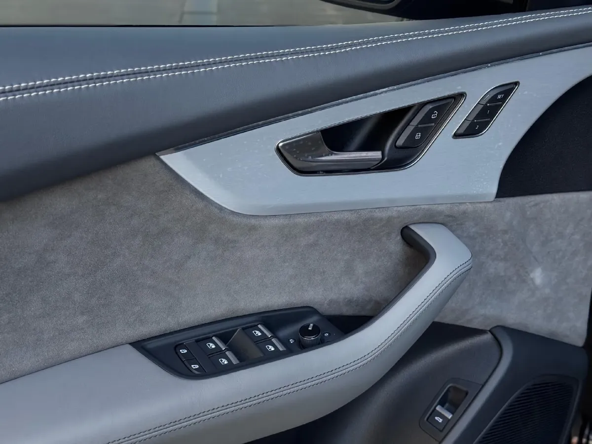 2019 Audi Q8 3.0T 340HP V6 8AT,autocango,china used car exporter,china ev exporter,chinese used car exporter,chinese used ev exporter