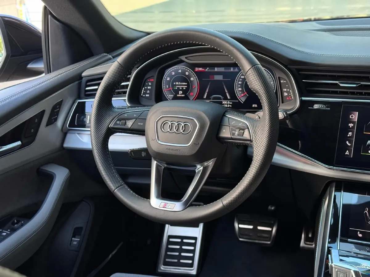 2019 Audi Q8 3.0T 340HP V6 8AT,autocango,china used car exporter,china ev exporter,chinese used car exporter,chinese used ev exporter