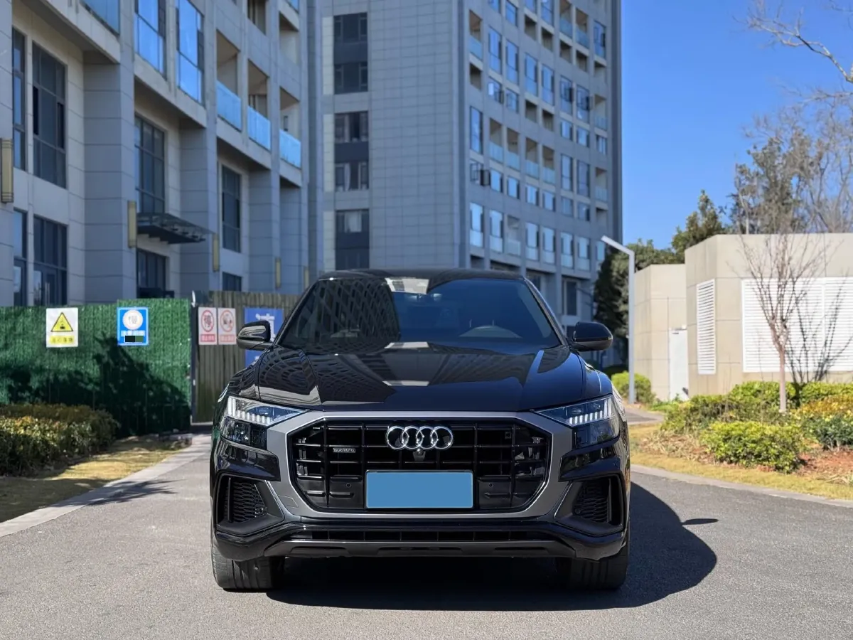 2019 Audi Q8 3.0T 340HP V6 8AT,autocango,china used car exporter,china ev exporter,chinese used car exporter,chinese used ev exporter