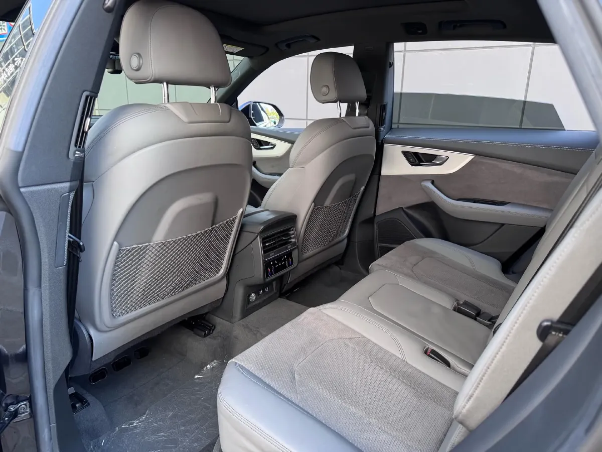 2019 Audi Q8 3.0T 340HP V6 8AT,autocango,china used car exporter,china ev exporter,chinese used car exporter,chinese used ev exporter