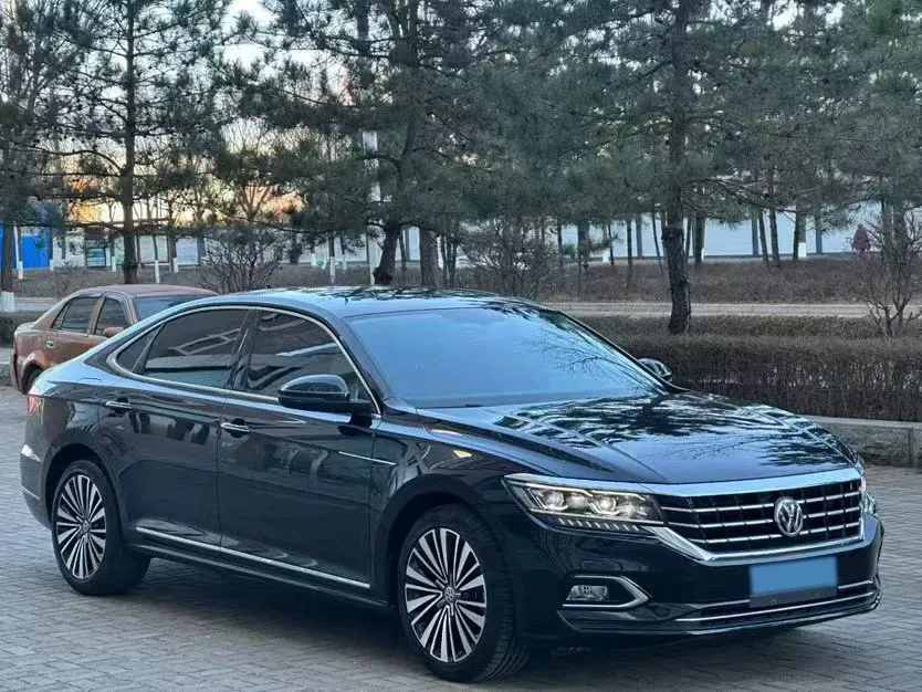 2019 Volvo V40 1.5T 152HP L4 6AT,autocango,china used car exporter,china ev exporter,chinese used car exporter,chinese used ev exporter