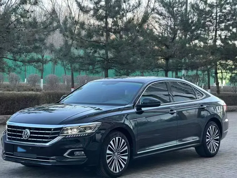 2019 Volvo V40 1.5T 152HP L4 6AT,autocango,china used car exporter,china ev exporter,chinese used car exporter,chinese used ev exporter