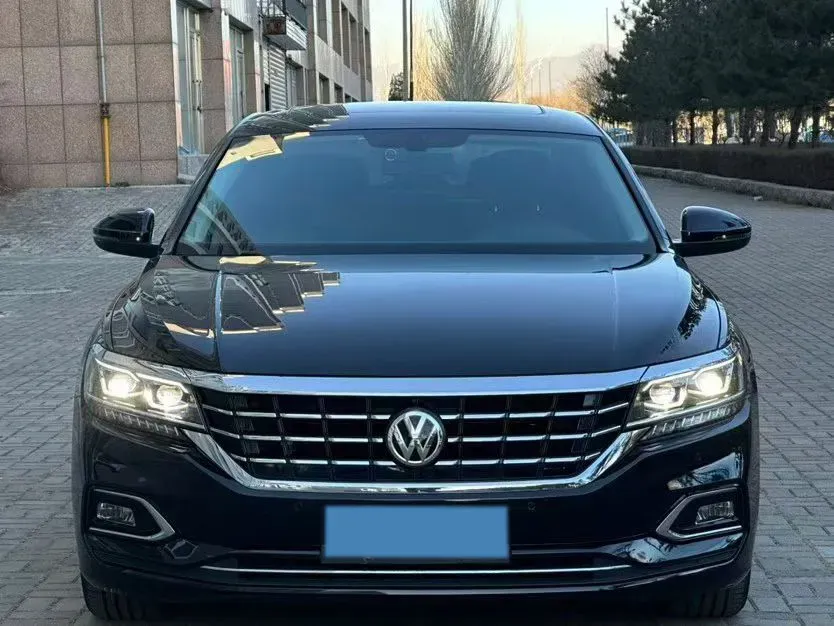 2019 Volvo V40 1.5T 152HP L4 6AT,autocango,china used car exporter,china ev exporter,chinese used car exporter,chinese used ev exporter