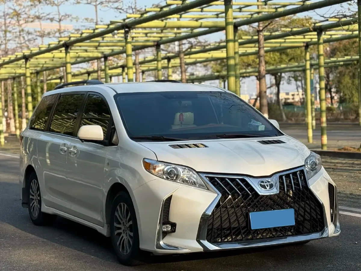 2019 Toyota Camry 2.0L 178HP L4 CVT,autocango,china used car exporter,china ev exporter,chinese used car exporter,chinese used ev exporter