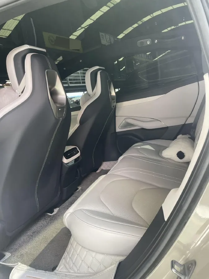 2024 MI SU7 BEV 101KWH,autocango,china used car exporter,china ev exporter,chinese used car exporter,chinese used ev exporter