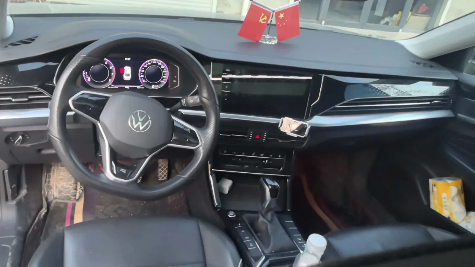 2023 Volkswagen Passat 2.0T 186HP L4 7DCT,autocango,china used car exporter,china ev exporter,chinese used car exporter,chinese used ev exporter