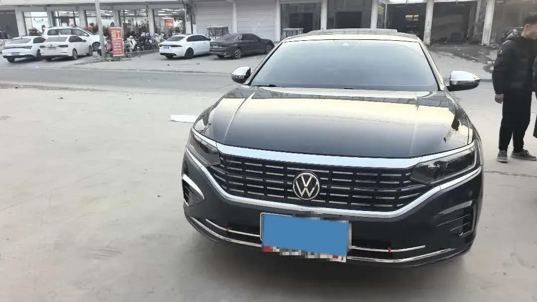 2023 Volkswagen Passat 2.0T 186HP L4 7DCT,autocango,china used car exporter,china ev exporter,chinese used car exporter,chinese used ev exporter