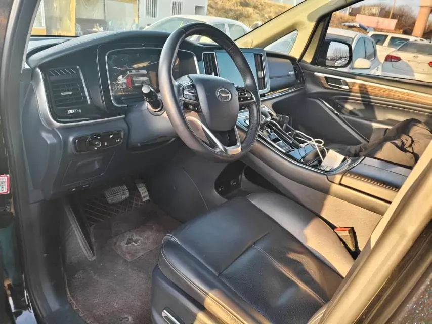 2023 GAC Trumpchi M8 2.0T 252HP L4 8AT,autocango,china used car exporter,china ev exporter,chinese used car exporter,chinese used ev exporter