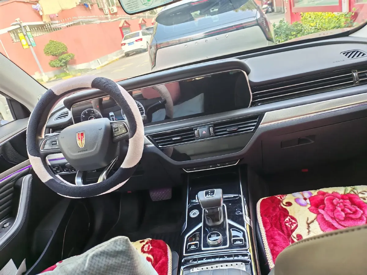 2022 HongQi HS5 2.0T 224HP L4 6AT,autocango,china used car exporter,china ev exporter,chinese used car exporter,chinese used ev exporter