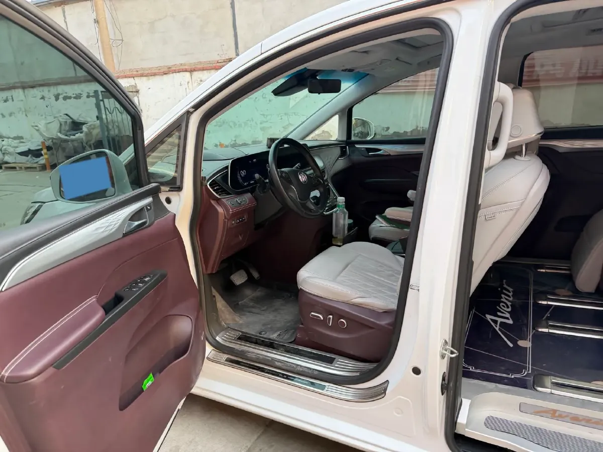 2022 Buick GL8 2.0T 237HP L4 9AT,autocango,china used car exporter,china ev exporter,chinese used car exporter,chinese used ev exporter