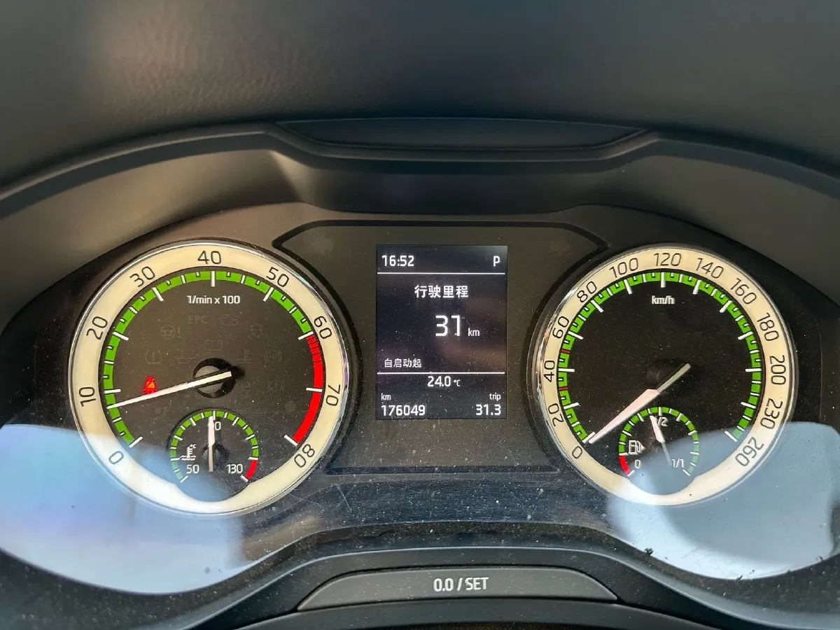 2018 Skoda Octavia 1.4T 150HP L4 7DCT,autocango,china used car exporter,china ev exporter,chinese used car exporter,chinese used ev exporter